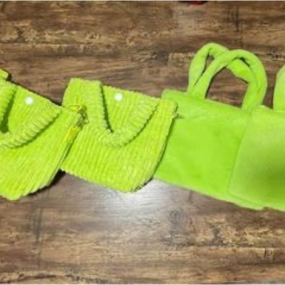 LIME GREEN HAND BAG